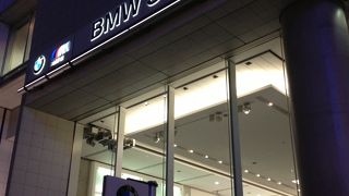 BMW（自動車）＠外苑前