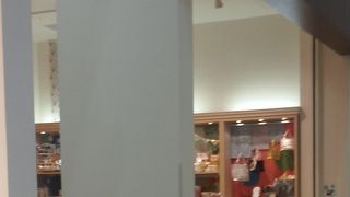 インテリア雑貨のショップです