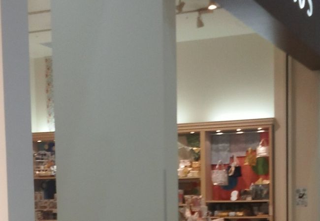 インテリア雑貨のショップです