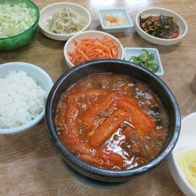 ドジョウ汁です。