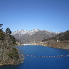 美しい。でも寒い。