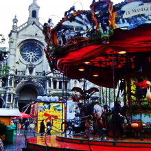 聖カトリーヌ教会　メリーゴーラウンド