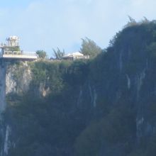 ホテル ニッコー 裏のガンビーチから