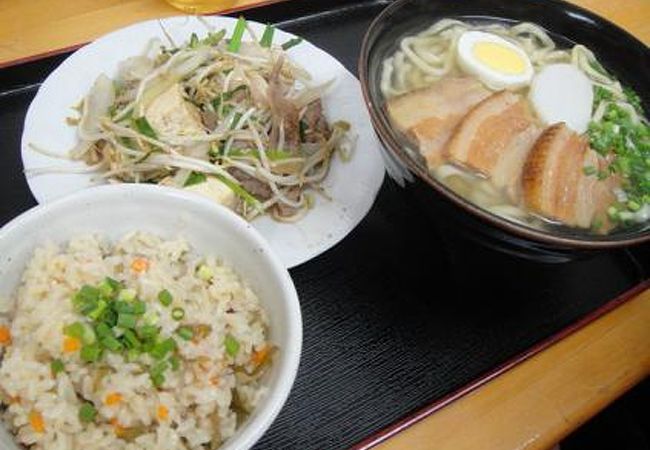 500円の激安定食