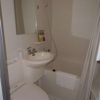 バスタブは広め