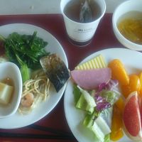 豆腐や焼き魚などがありました