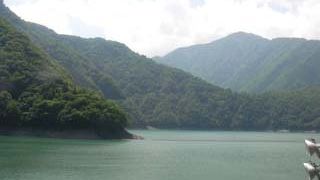 夏は静岡駅からバスが出ています