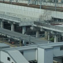 JR九州ホテル熊本の部屋より。9時あたりから待機しているかと