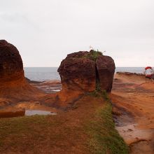 キノコのような奇岩がたくさんありました