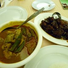 フィッシュヘッドカレーとガーリックチキン