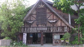 派手ではないが一度は