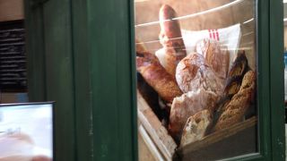 大好きなレモンパンもたくさん売っていました。