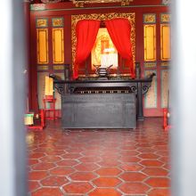 大成殿の内部にある孔子の位牌。