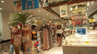 映画館もあるよ