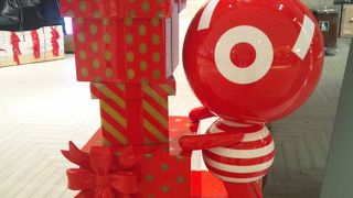 ショップもグルメも充実