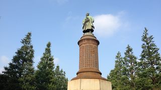 靖国神社内にある銅像