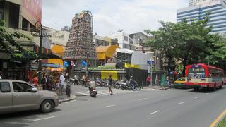 タイでは目立つヒンドゥー寺院