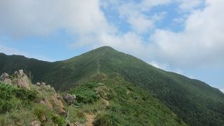 学術的にはいろいろ珍しい山らしいです。