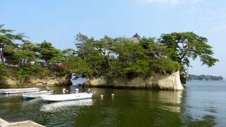 小さな島のお寺