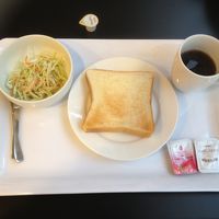 朝食です。量的には物足りないかも。