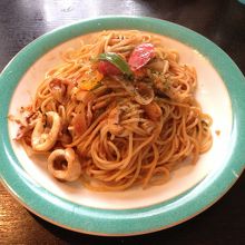 赤イカのトマトソーススパゲッティ