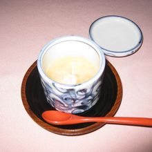 茶碗蒸しかと思ったら、エビしんじょうだとか。