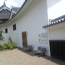 美術館の入口付近