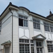 大正ロマンのただよう建物