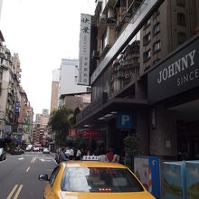 MRT中山國小学校駅近くの老舗名店