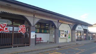 新幹線の駅の隣の道の駅
