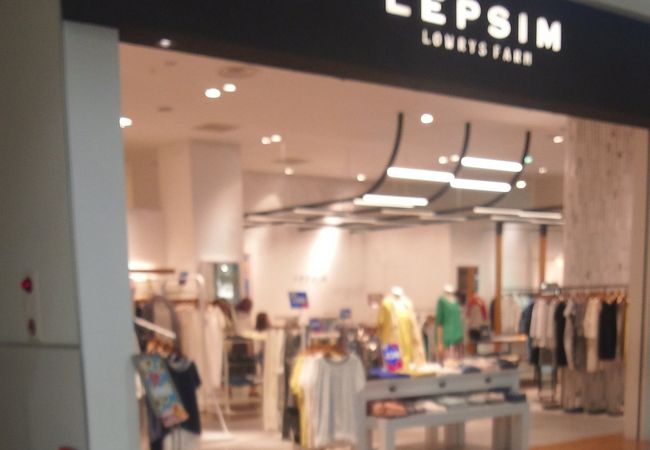 LOWRYS FARMの姉妹ブランドです