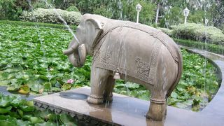 ウダイプールの噴水公園
