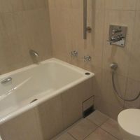 大きめのバスタブ