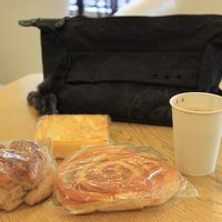 朝の無料パン　部屋に持ち込みOK