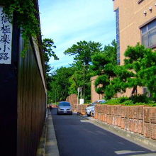 2010.9.15　地獄極楽小路　左が行形亭