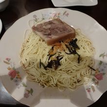 これは、汁なしのタイプ