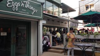 平日昼間でも行列が！