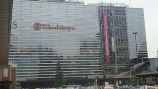 事実上の基幹店