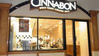 ホノルルに行ったこら、シナボンを食べよーと！