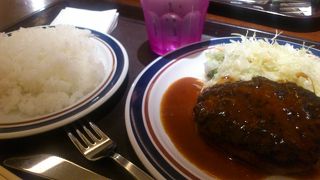 学生の中に混じって・・・・。