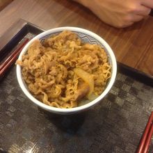 日本より美味しく感じたのは？