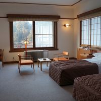 客室。アインシュタインの宿泊した15号室