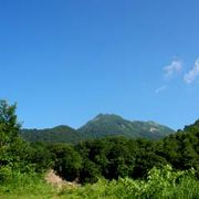 雨飾山の登山口