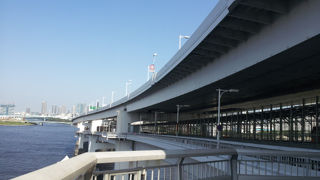 歩くと景色を堪能できます