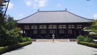 歴史を感じるお寺です。