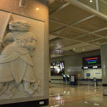 コンコース内のオブジェその2