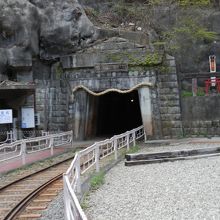 銅山の入口