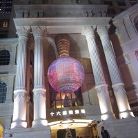 大きなカジノが併設