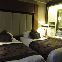 ちょっと狭いですが……