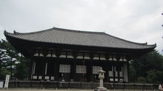興福寺東金堂の中には、阿修羅像は安置されていません